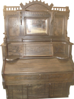 Photo of the organ before the restoration commenced